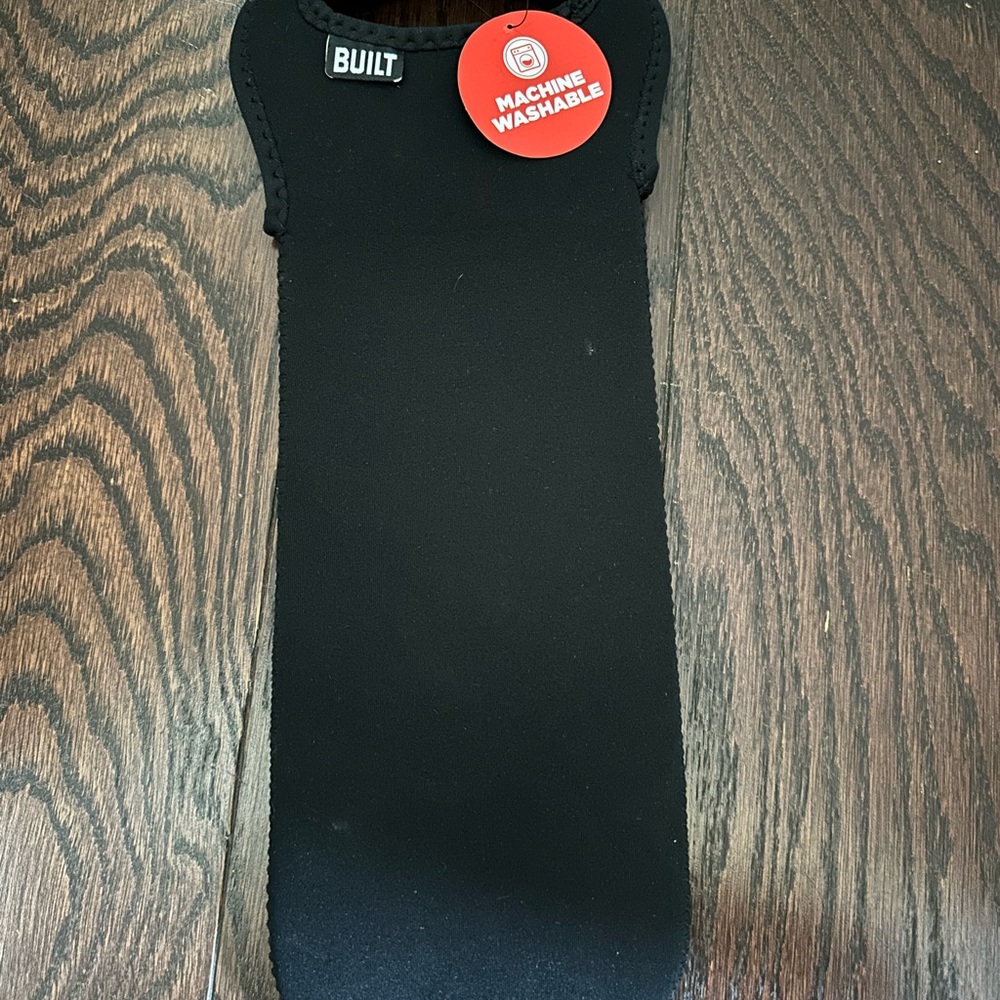 Built Black Neoprene Bottle Carrier